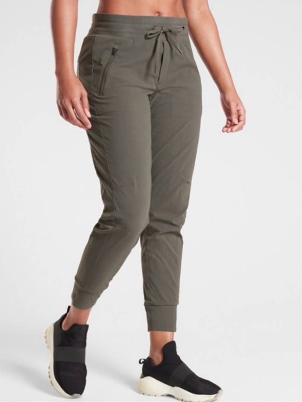 Women’s Olive Green Athleta Trekkie North Jogger